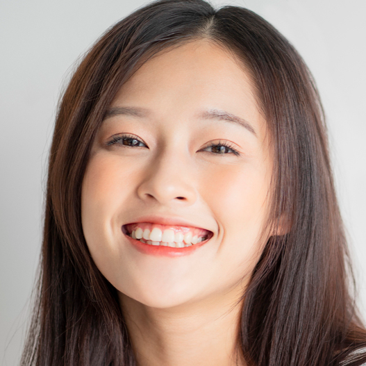 20代向け歯科矯正について解説したページへのリンク]