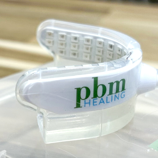 新品未使用 pbmヒーリング 光加速装置 矯正 インビザライン（歯科矯正 